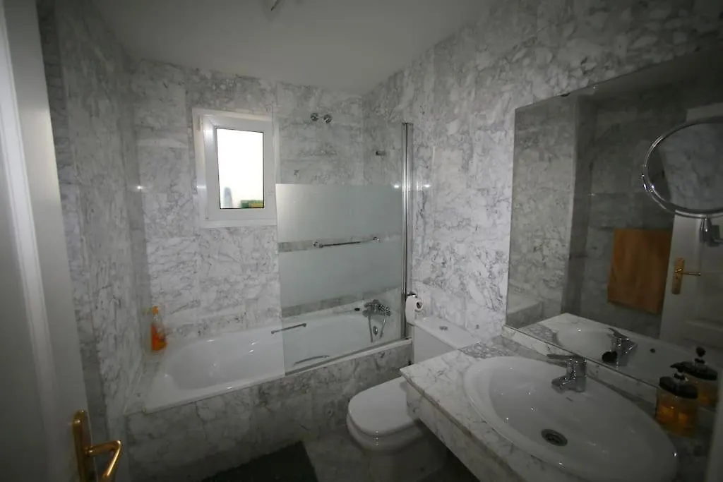 Stylish, Spacious Apartment With Sea View Marbella