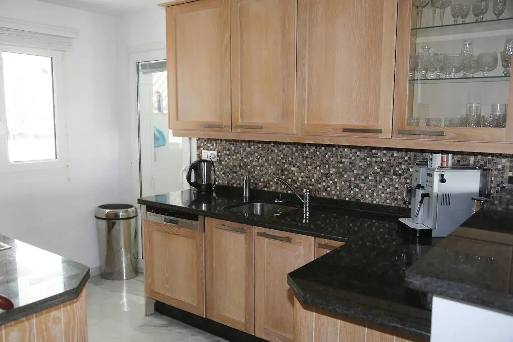 Stylish, Spacious Apartment With Sea View Marbella Španělsko
